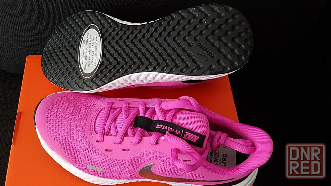 Кроссовки Nike Revolution5.0 WMNS 36р,36,5р,оригинал. Запорожье - изображение 3