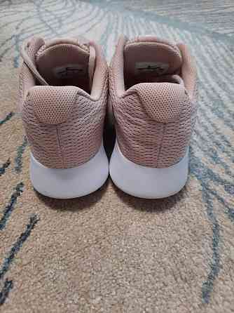 Кроссовки женские  Nike anzarun лёгкие 39р 25.5 см Запорожье