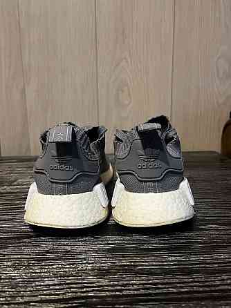 Кроссовки adidas NMD R1 Primeknit women Запорожье