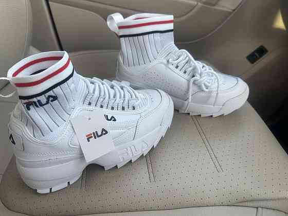 Женские белые кроссовки FILA осень-весна Запорожье