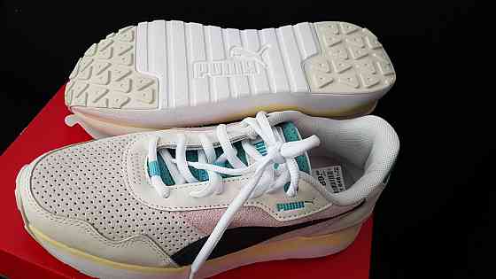 Кроссовки из нат.кожи Puma R78 Voyage Premium 37р,стелька 23,5см. Запорожье