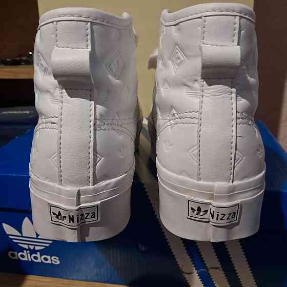 Adidas женские кроссовки Запорожье