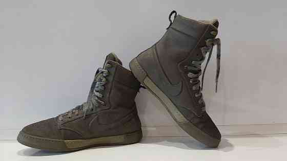 Женские кроссовки Nike Air Royalty Highness VT Запорожье
