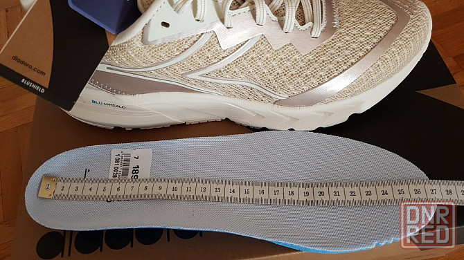 Легкие и мягкие кроссовки Diadora MYTHOS BLUSHIELD VOLO2 GOLD оригинал Запорожье - изображение 6