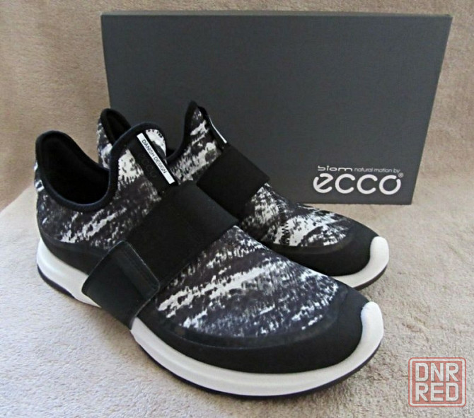 Кроссовки ecco biom. Оригинал. р. 36,37,38 Чёрные, розовые Запорожье - изображение 5