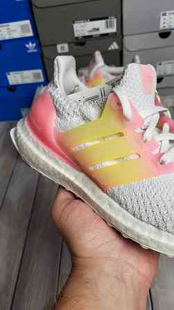 Оригинальные женские кроссовки Adidas Ultraboost GX9762 Запорожье