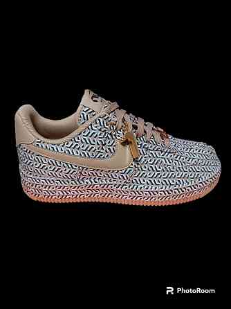 Кроссовки Nike Air Force 1 `07 LX Запорожье