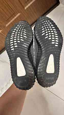 Кроссовки Adidas Yeezy оригинал стелька 26,5-27 Запорожье
