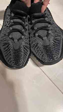 Кроссовки Adidas Yeezy оригинал стелька 26,5-27 Запорожье