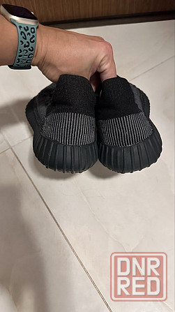 Кроссовки Adidas Yeezy оригинал стелька 26,5-27 Запорожье - изображение 4