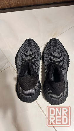Кроссовки Adidas Yeezy оригинал стелька 26,5-27 Запорожье - изображение 2