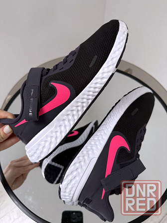 Легкие отличные кроссовки спортивные Nike Revolution Flyeasy Запорожье - изображение 6