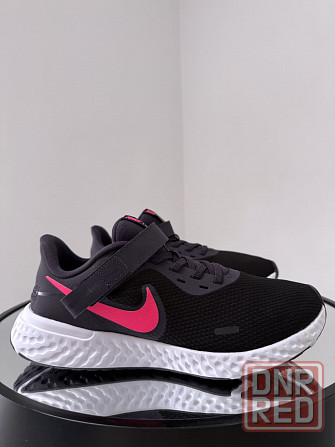 Легкие отличные кроссовки спортивные Nike Revolution Flyeasy Запорожье - изображение 1