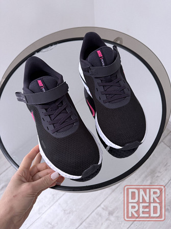 Легкие отличные кроссовки спортивные Nike Revolution Flyeasy Запорожье - изображение 2