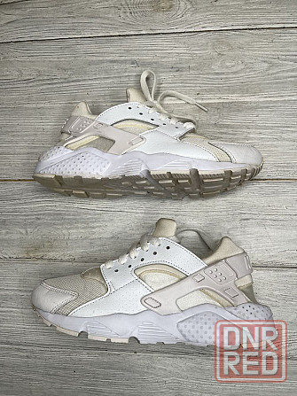 Крутые белые кроссовки nike huarache Запорожье - изображение 4