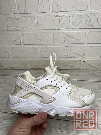 Крутые белые кроссовки nike huarache Запорожье - изображение 1