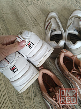 Кроссовки оригинальные Puma.38
Яркие, легкие хорошо дышат, прогулки ле Запорожье - изображение 1