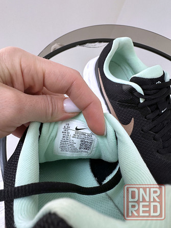 Легкие отличные кроссовки сеточка  Nike Revolution Запорожье - изображение 7