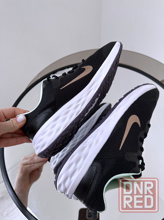 Легкие отличные кроссовки сеточка  Nike Revolution Запорожье - изображение 5