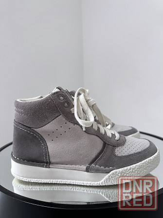 Отличные высокие кроссовки / хайтопы Clarks Запорожье - изображение 1