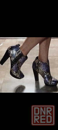 Срочно ! JUST CAVALLI  Стильные Ботильоны  из натуральной кожи Запорожье - изображение 1