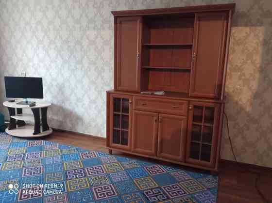 Сдается уютная , светлая квартира, полностью благоустроенная, с м/п окнами. Петровский район Донецк