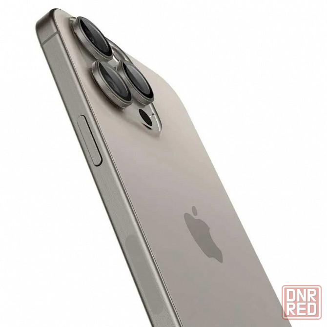 Защитное стекло на камеру Spigen для iPhone 16 Pro/16 Pro Max Titanium Запорожье - изображение 4