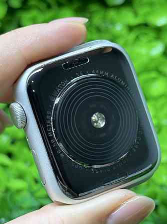 Apple Watch SE, 44mm, Silver  Наручные часы Эпл Воч СЕ 44мм белые Запорожье