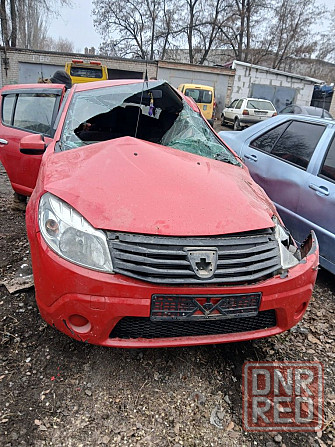 Авторазборка Dacia Sandero Reno Рено Сандеро 1.6 бензин 2009 год Запорожье - изображение 1