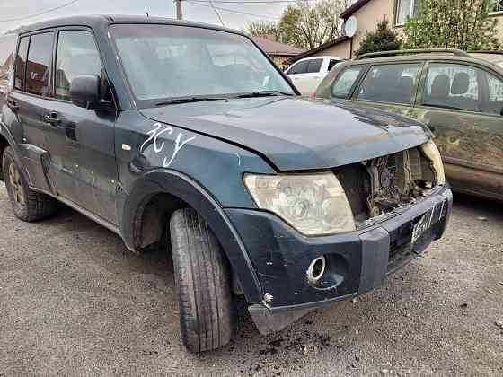 Запчасти разборка авторазборка mitsubishi pajero вагон 4  Паджеро 4 Запорожье