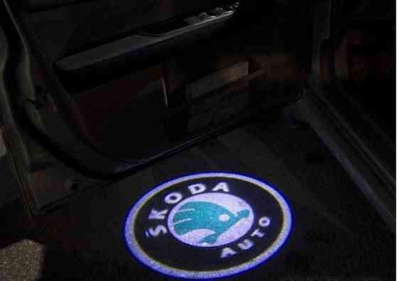 Логотип подсветка двери Шкода Skoda Плафон двери 2шт Запорожье