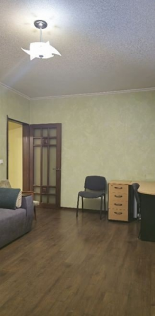 Сдается 2кв.в Кировском рн.,ул.Островского 5/9 этаж. Донецк