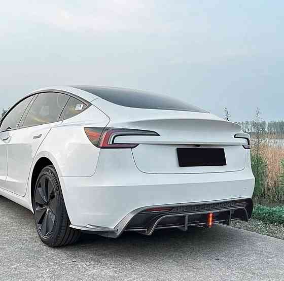 Диффузор Tesla model 3 2024 накладка заднего бампера Тесла Модел 3 Белозерка