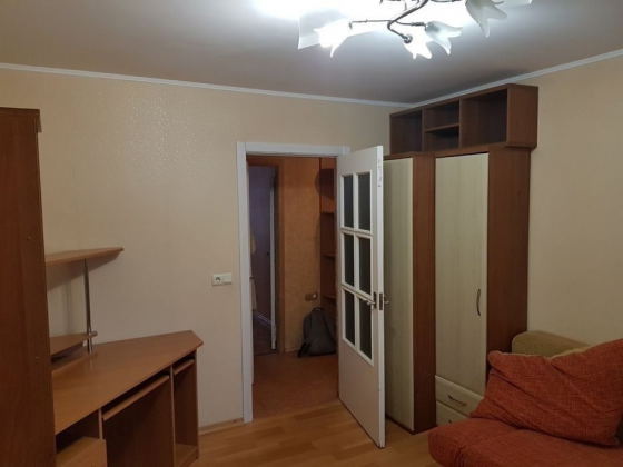 Сдается 2кв.в Пролетарском рн.1/5 этаж.Для длительного проживания! Донецк