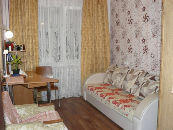 Сдается 2кв.в Кировском рн.Солнечный 5/9 этаж.Для длительного проживания. Донецк