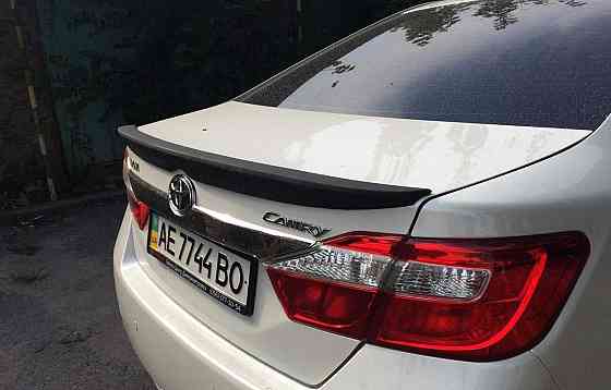 Спойлер Козырек лип багажника Стекла  Toyota Camry 50/55 Запорожье