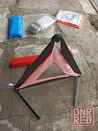 Продам набор автомобилиста , сумка , аварийный знак , аптечка Запорожье - изображение 7