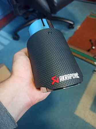 Насадка Akrapovic акрапович выхлоп карбон глушитель 63/102 Запорожье