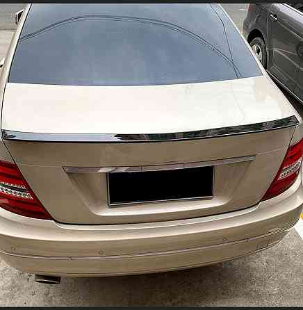 Спойлер багажника на Mercedes-Benz W204 C class накладка багажника Запорожье