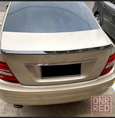 Спойлер багажника на Mercedes-Benz W204 C class накладка багажника Запорожье - изображение 1