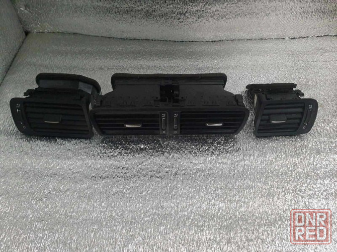 Решетки воздуховода кондиционер климат салон Volkswagen Passat B6 Запорожье - изображение 1