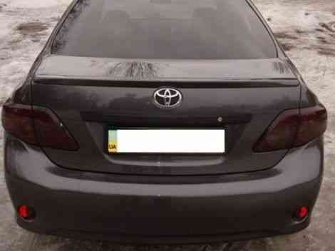 Лип спойлер сабля  Toyota Corolla 2007-2012 козырек на стекло Корола Запорожье