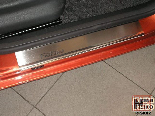 Накладки на пороги Skoda Fabia Octavia SCALA Superb Rapid Yeti Kodiaq Запорожье - изображение 2