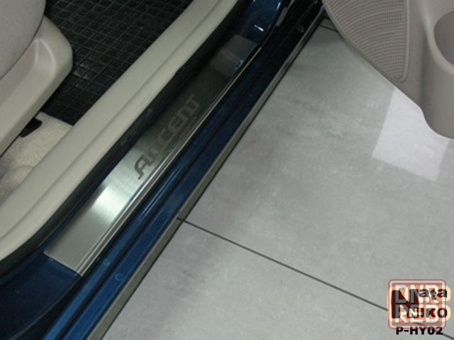 Накладки на пороги Hyundai Accent SOLARIS Elantra Getz Grandeur H-1 Запорожье - изображение 1