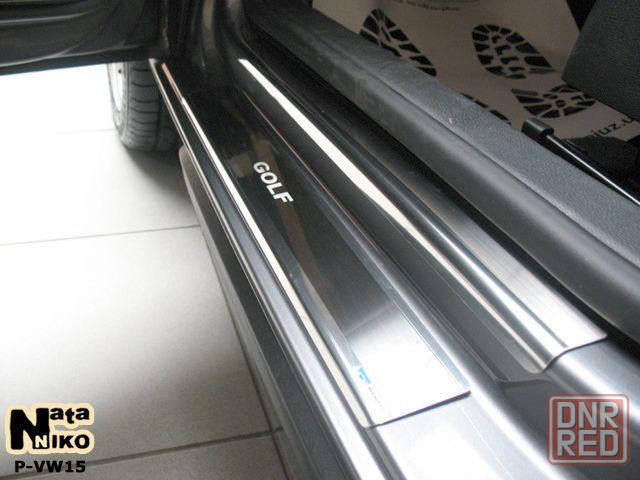 Накладки на пороги Volkswagen Amarok Beetle Caddy EOS Golf Jetta T-ROC Запорожье - изображение 4