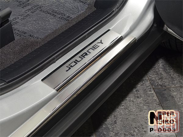 Накладки на пороги Dodge Avenger Caliber Journey NITRO Lancia Ypsilon Запорожье - изображение 1