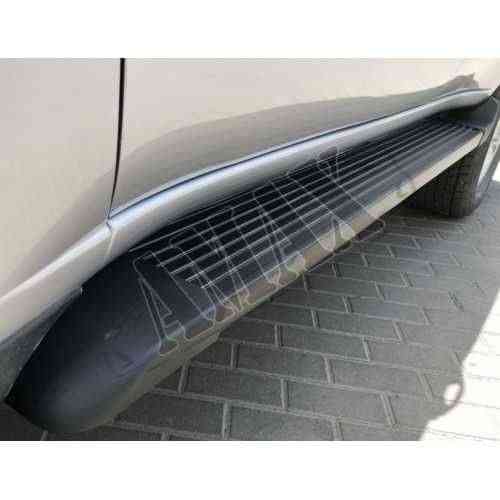 Toyota Land Cruiser 100 (98 - 2006) Пороги боковые на Toyota LC 100 ( Запорожье