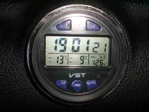 Электронные Часы-Термометр-Вольтметр VST 7042 V часы на ВАЗ 2106, 2107 Запорожье