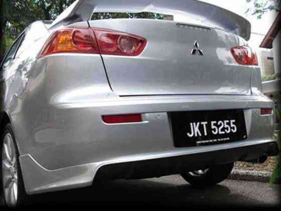 Юбка перед Mitsubishi Lancer X накладка на задний бампер лансер 10 Запорожье
