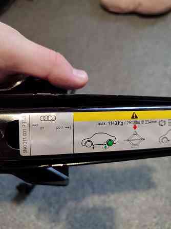 Домкрат Ауди Ку3 Audi Q3 Запорожье